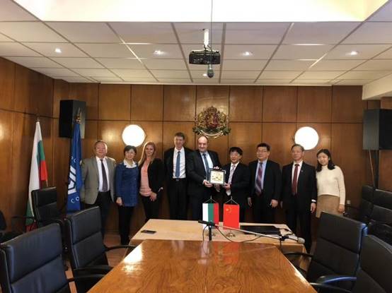 说明: C:\Users\SAMSUNG\AppData\Local\Temp\WeChat Files\915259659861534000.jpg